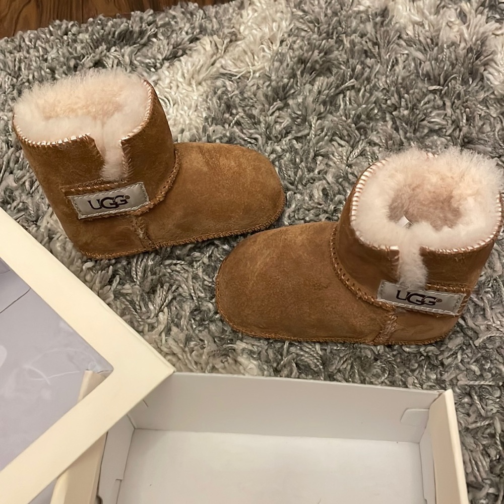 Baby Uggs size medium 12-18 months.